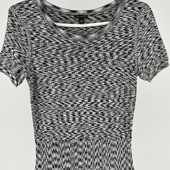 ANN TAYLOR DRESS - Picture 2 of 9